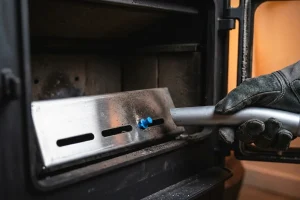 La mossa di primavera per la tua stufa a pellet che evita guasti salati in pieno inverno